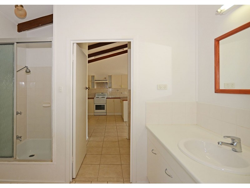 9 Tingira Terrace, Scarness QLD 4655