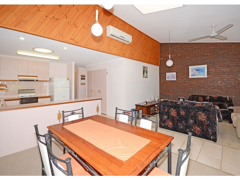 6/123 Freshwater Street, Torquay QLD 4655