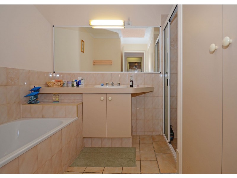 6/123 Freshwater Street, Torquay QLD 4655