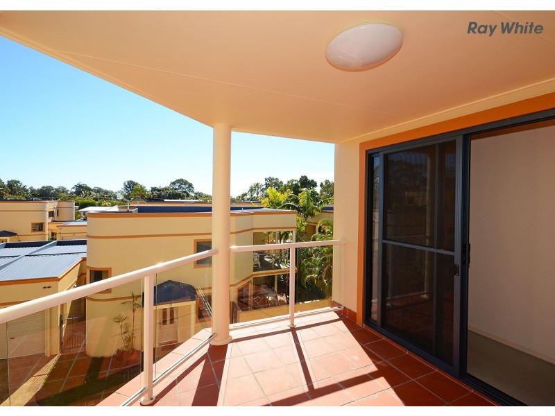 8/33 Elizabeth Street, Urangan QLD 4655