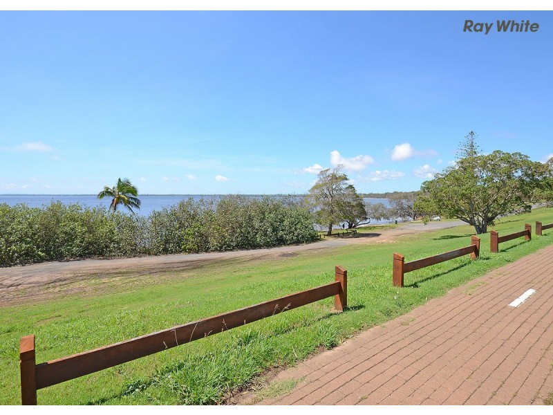 95 Esplanade, Point Vernon QLD 4655