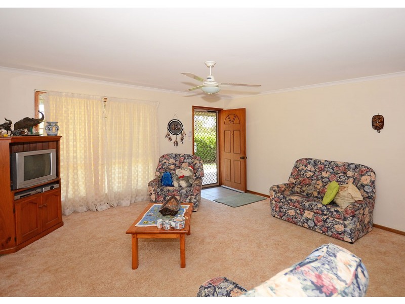 29 Barnstaple Street, Torquay QLD 4655