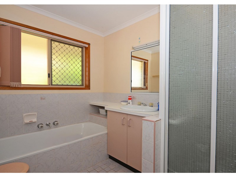 29 Barnstaple Street, Torquay QLD 4655