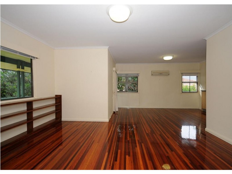 23 Helsham Street, Point Vernon QLD 4655