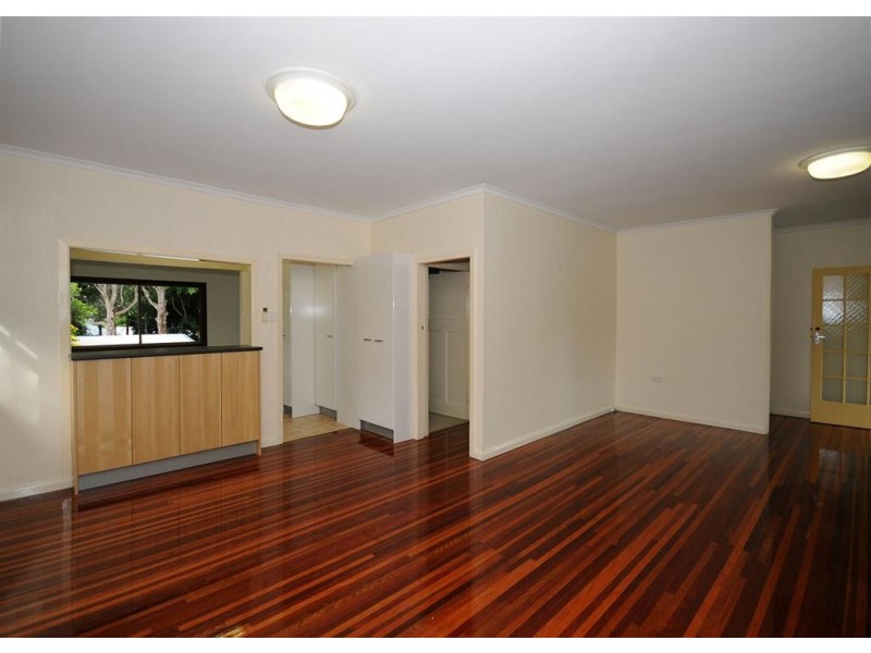 23 Helsham Street, Point Vernon QLD 4655