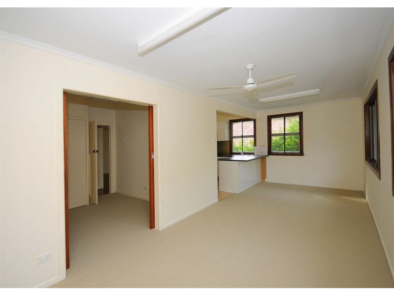 23 Helsham Street, Point Vernon QLD 4655