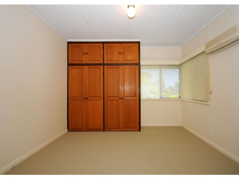 23 Helsham Street, Point Vernon QLD 4655