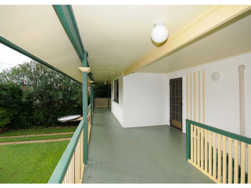 23 Helsham Street, Point Vernon QLD 4655