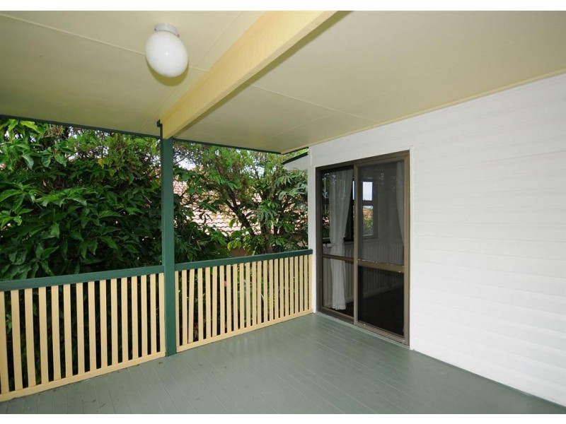 23 Helsham Street, Point Vernon QLD 4655