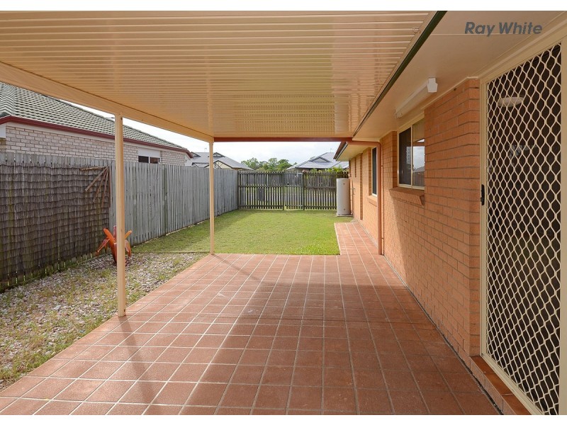 1 Kestrel Court, Eli Waters QLD 4655