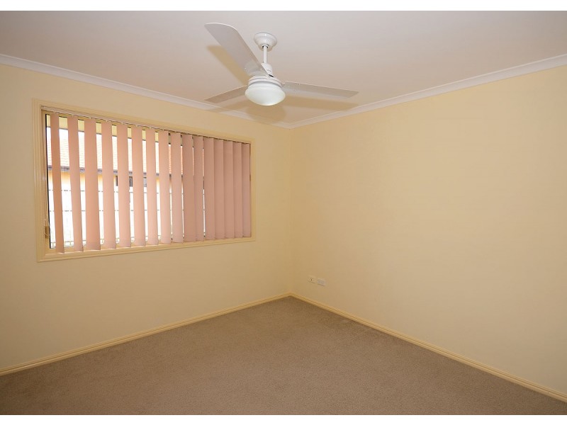 1 Kestrel Court, Eli Waters QLD 4655