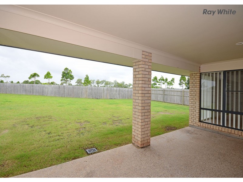 16 Golden Grove Court, Eli Waters QLD 4655