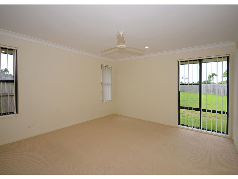 16 Golden Grove Court, Eli Waters QLD 4655