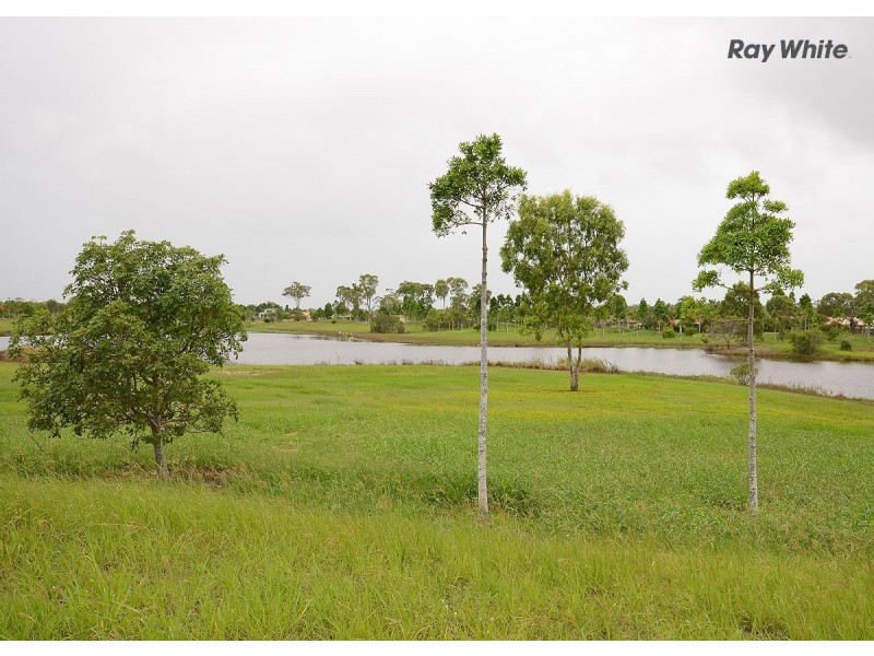 16 Golden Grove Court, Eli Waters QLD 4655