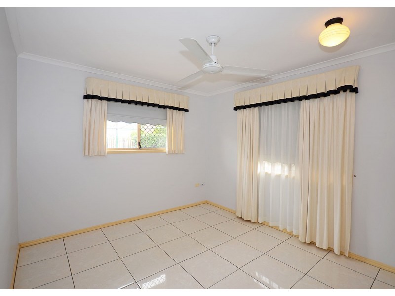 9 Caswell Court, Torquay QLD 4655