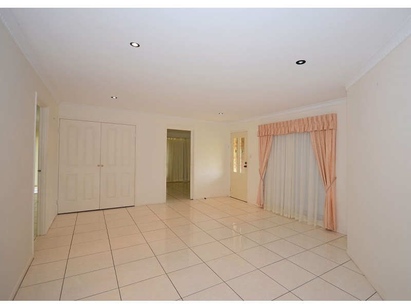 9 Caswell Court, Torquay QLD 4655