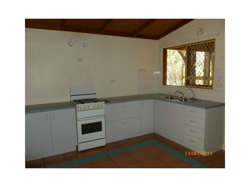 16 Bluewater Dr, Booral QLD 4655