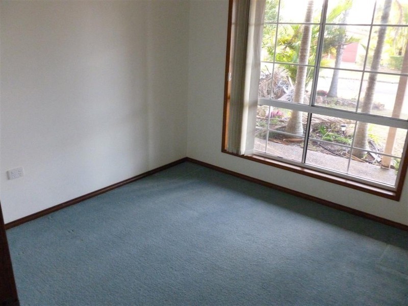 10 Cliveden Street, Point Vernon QLD 4655