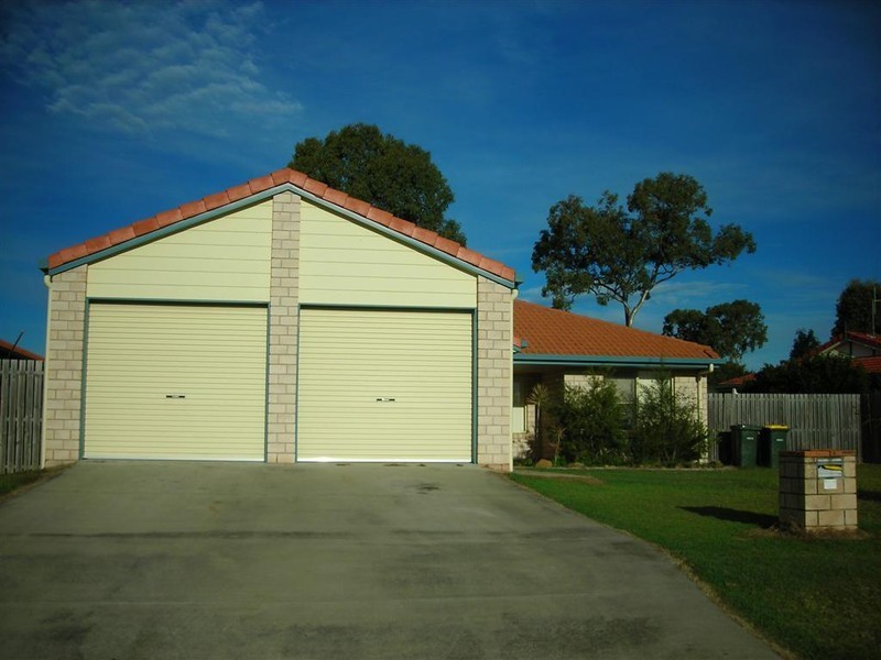 50 Kookaburra, Eli Waters QLD 4655