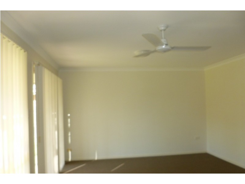 18 Brolga, Eli Waters QLD 4655