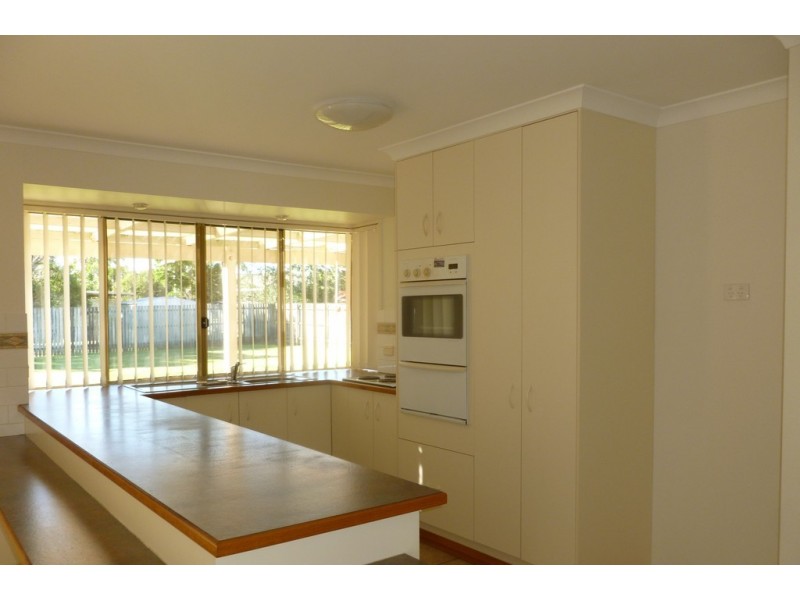 18 Brolga, Eli Waters QLD 4655