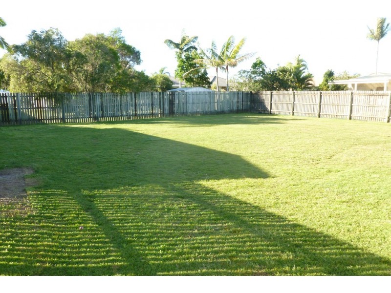 18 Brolga, Eli Waters QLD 4655