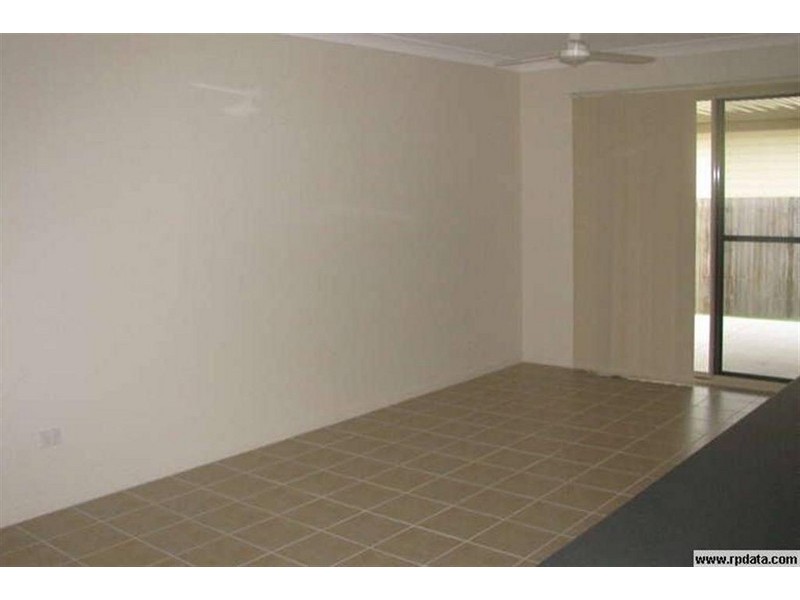 11 Whipbird, Urangan QLD 4655