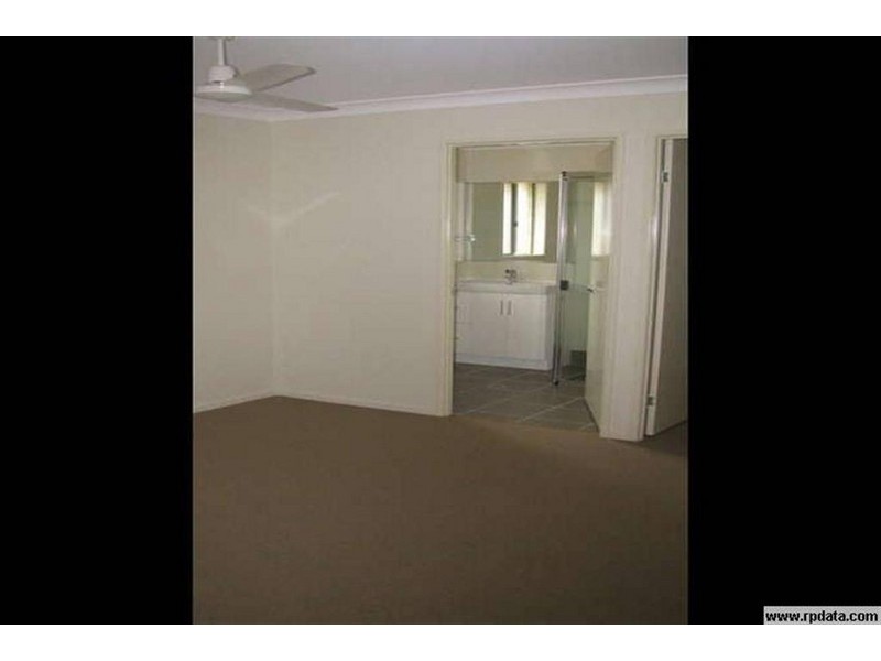 11 Whipbird, Urangan QLD 4655