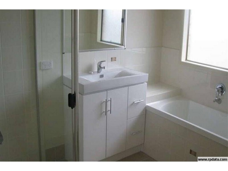 11 Whipbird, Urangan QLD 4655