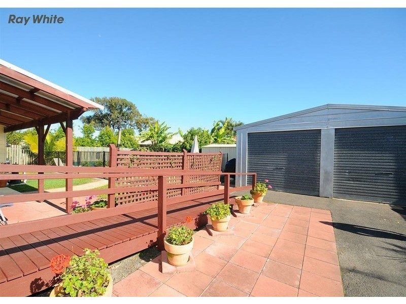 83 Limpus Street, Urangan QLD 4655