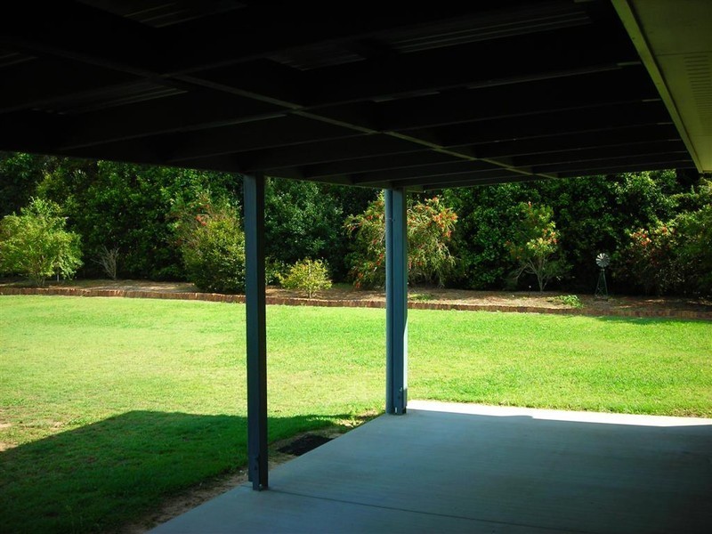 27 Meadow Drive, Dundowran QLD 4655