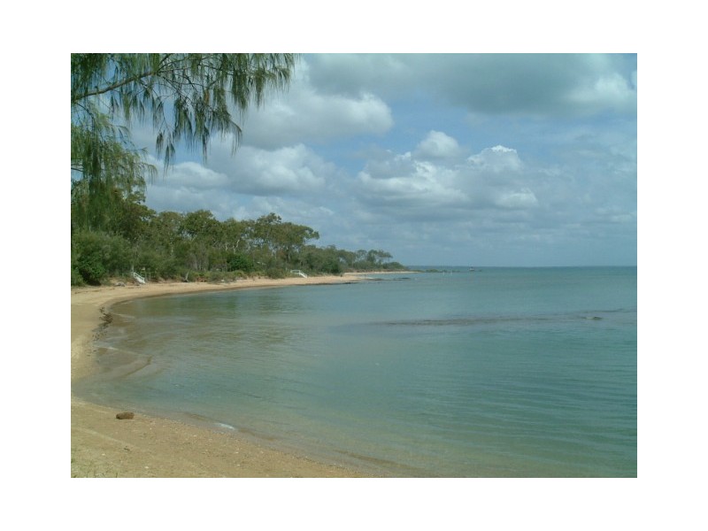 Unit 1 Gatakers Landing, Point Vernon QLD 4655
