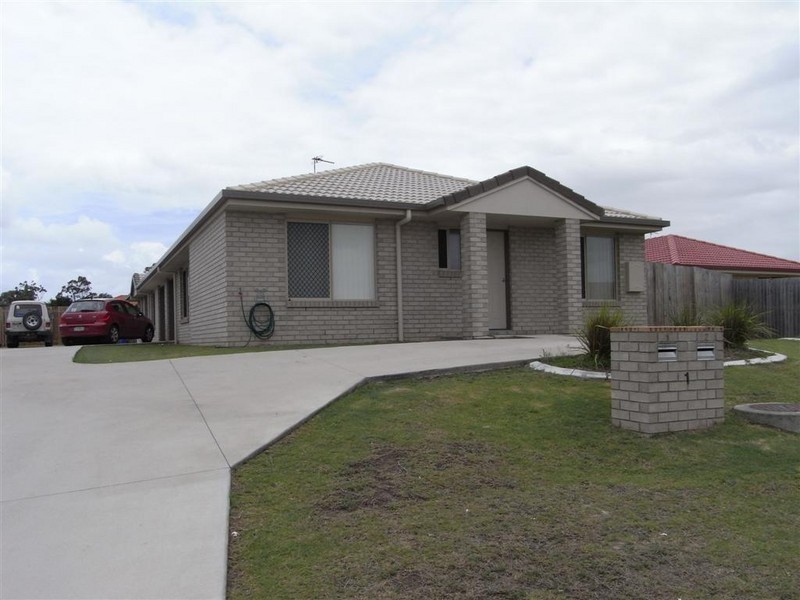 2/1 Malcolm Court, Point Vernon QLD 4655