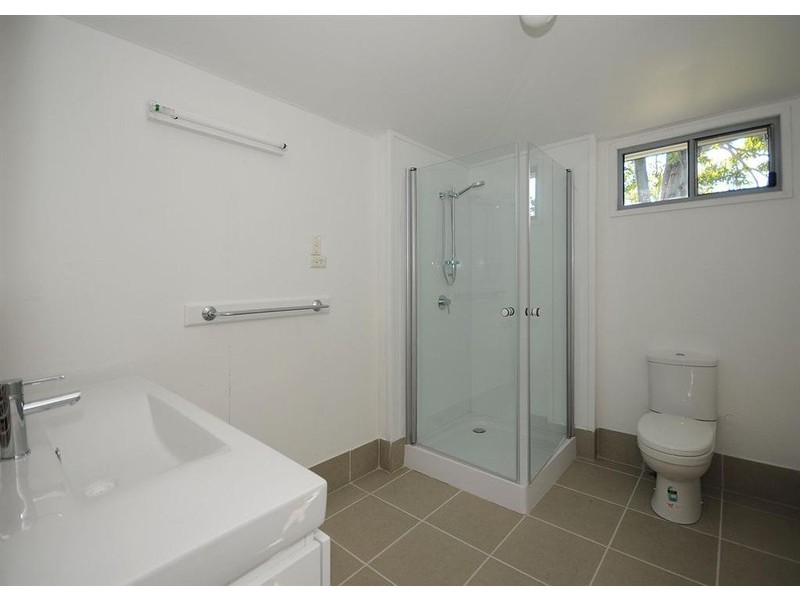 15 MARTIN, Point Vernon QLD 4655