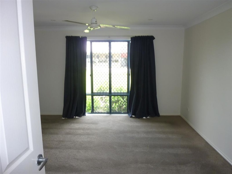 4 BONNIE COURT, Craignish QLD 4655