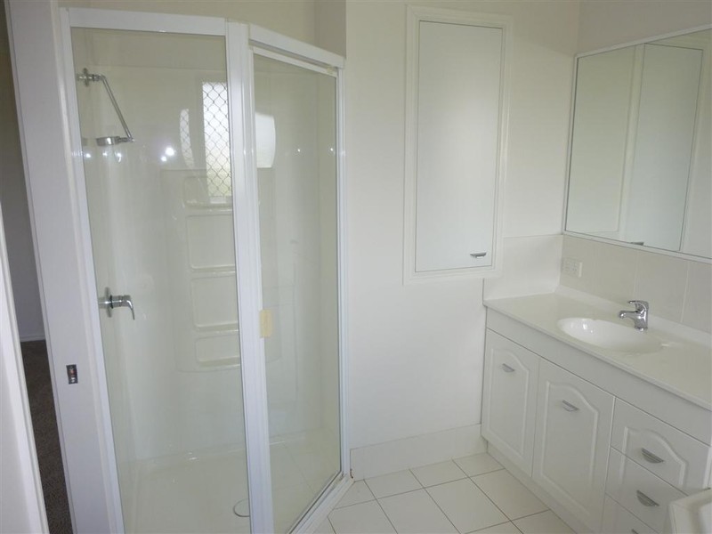 4 BONNIE COURT, Craignish QLD 4655