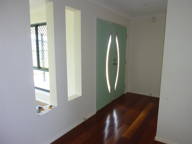 4 BONNIE COURT, Craignish QLD 4655