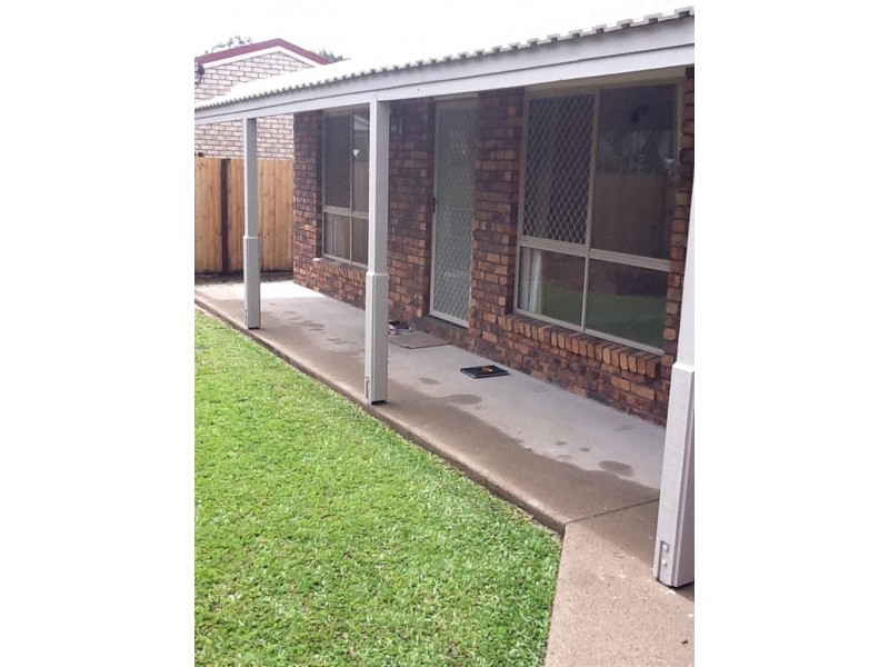 106 ELIZABETH ST, Urangan QLD 4655