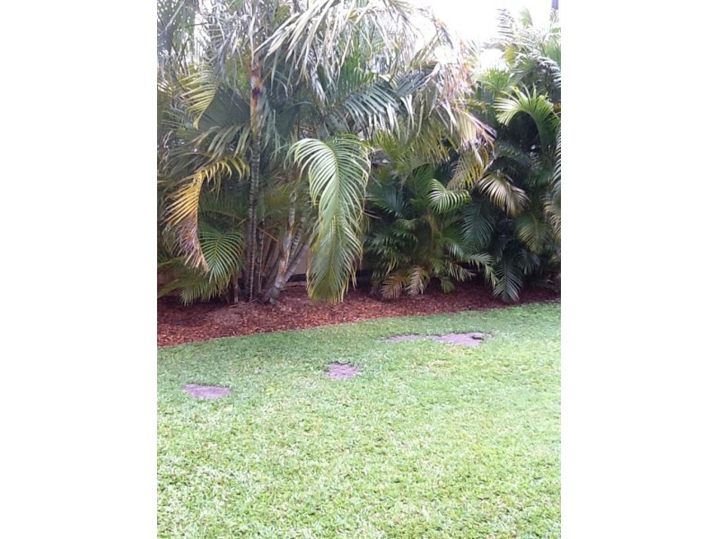 106 ELIZABETH ST, Urangan QLD 4655