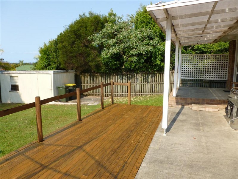 12 Waigani Avenue, Kawungan QLD 4655