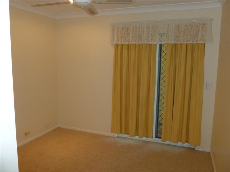 120 Kingfisher Parade, Toogoom QLD 4655