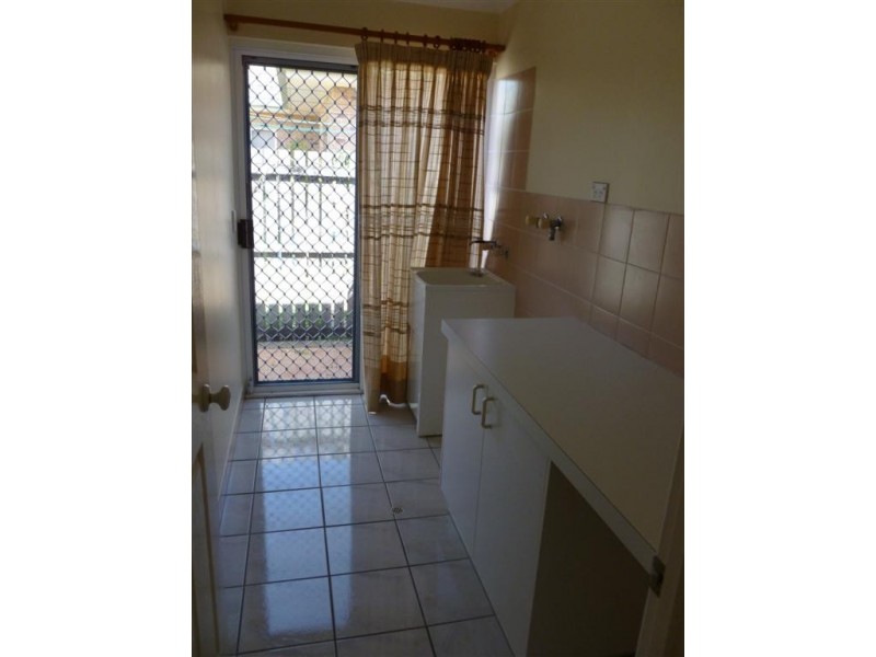 120 Kingfisher Parade, Toogoom QLD 4655