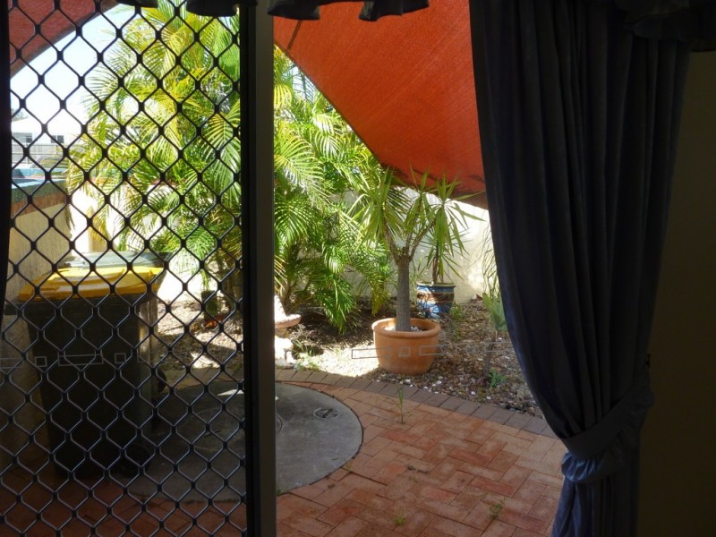 120 Kingfisher Parade, Toogoom QLD 4655
