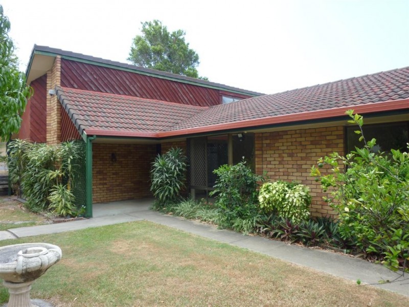 10-12 EXETER, Torquay QLD 4655