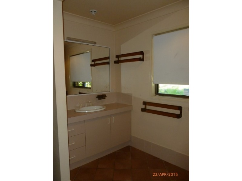 10-12 EXETER, Torquay QLD 4655