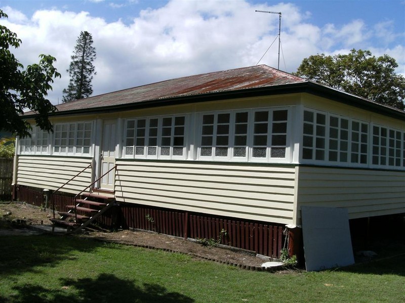 20 KING, Urangan QLD 4655