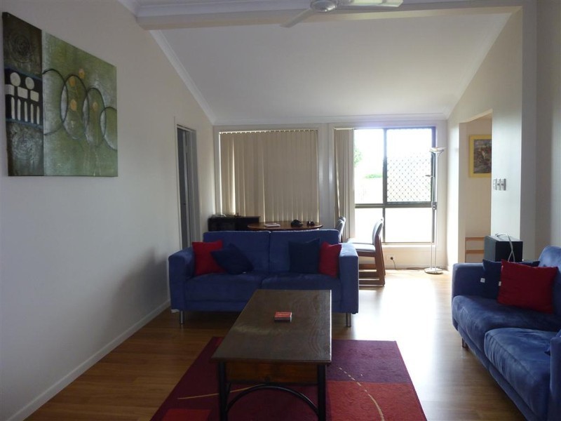 57 Queens Road, Scarness QLD 4655