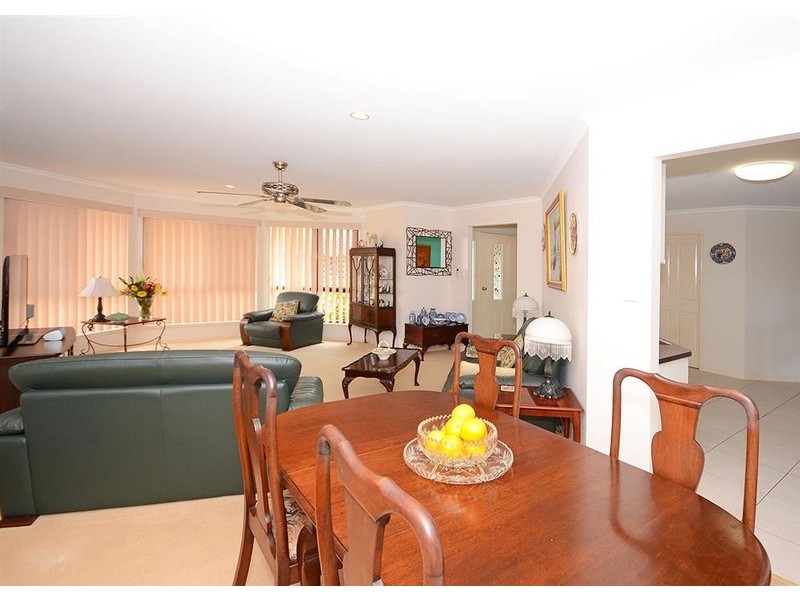 21 GUNSYND WAY, Point Vernon QLD 4655