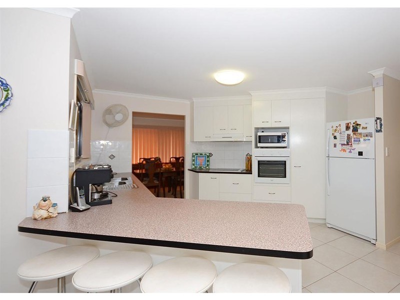 21 GUNSYND WAY, Point Vernon QLD 4655