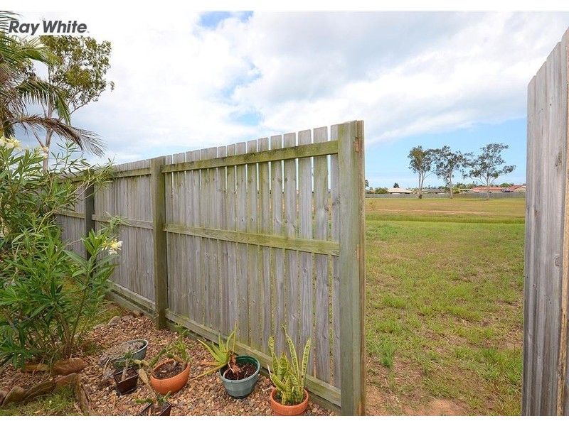 21 GUNSYND WAY, Point Vernon QLD 4655